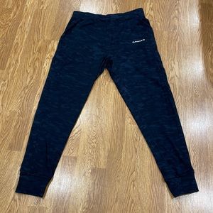 Black Alphalete Premium V2 Jogger XL